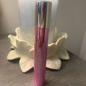 Ariana Grande Cherry Eclipse 🍒